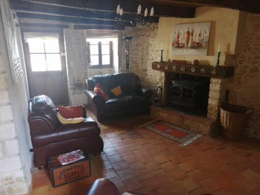 Traditional Stone Cottage Condac Ngoại thất bức ảnh